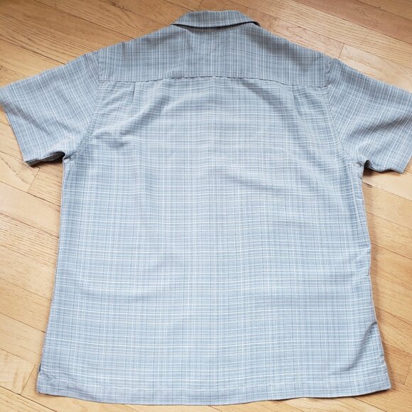 Van Heusen Men's Button-Down Short Sleeve Multitone Blue Geometric Pattern Shirt - Picture 9 of 16